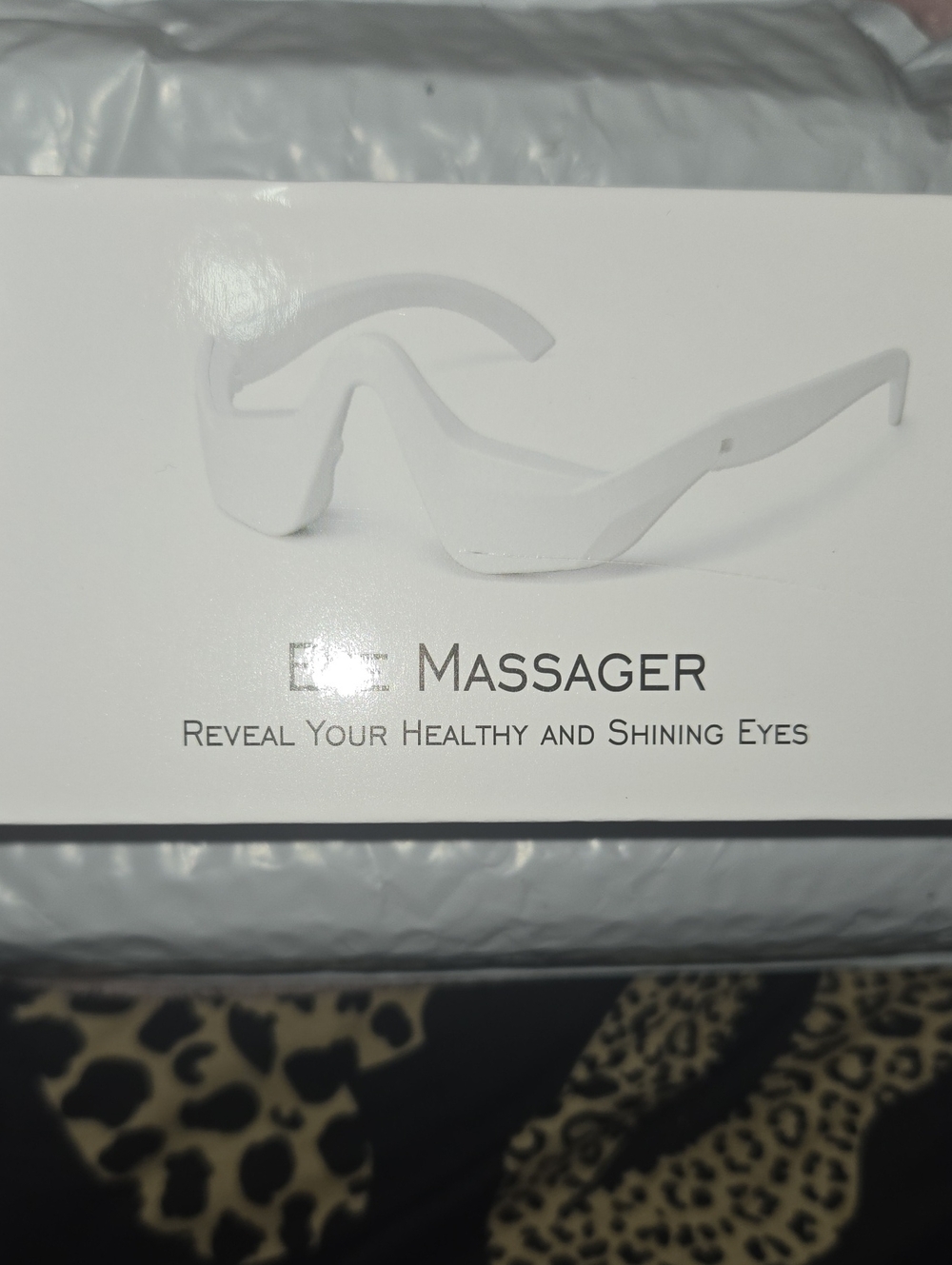 Eye Massager - White - Reveal Your Healthy and Shining Eyes NWOT